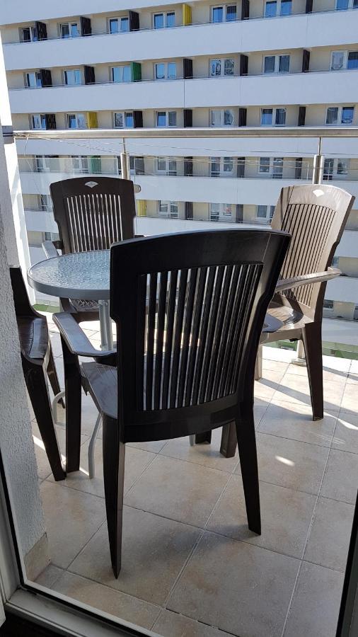 Apartament Prywatny Salon Z Aneksem Kuchennym I Sypialnia W Hotelu Diva Kolobrzeg Luaran gambar