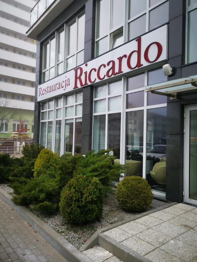 Apartament Prywatny Salon Z Aneksem Kuchennym I Sypialnia W Hotelu Diva Kolobrzeg Luaran gambar