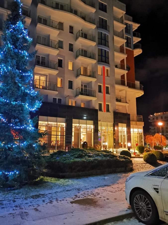 Apartament Prywatny Salon Z Aneksem Kuchennym I Sypialnia W Hotelu Diva Kolobrzeg Luaran gambar