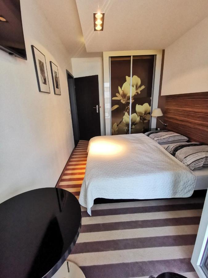 Apartament Prywatny Salon Z Aneksem Kuchennym I Sypialnia W Hotelu Diva Kolobrzeg Luaran gambar