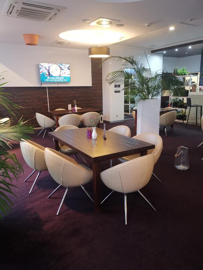 Apartament Prywatny Salon Z Aneksem Kuchennym I Sypialnia W Hotelu Diva Kolobrzeg Luaran gambar