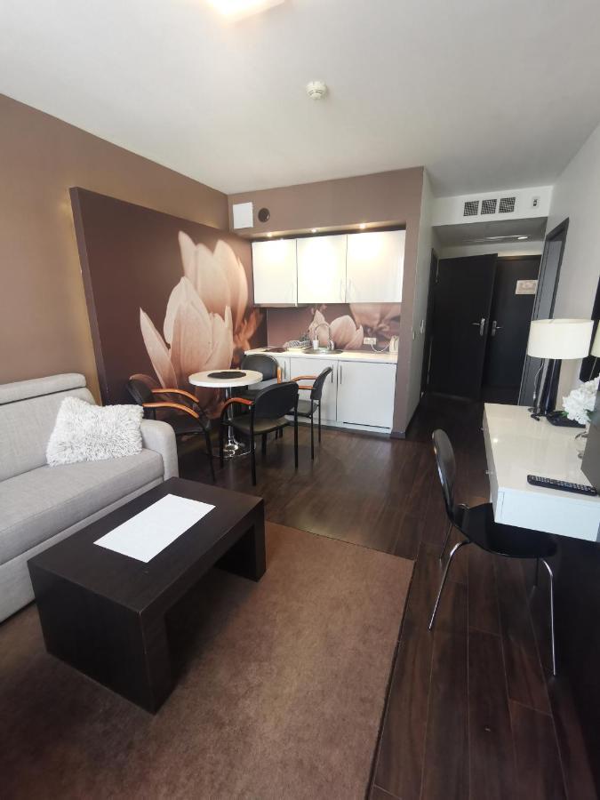 Apartament Prywatny Salon Z Aneksem Kuchennym I Sypialnia W Hotelu Diva Kolobrzeg Luaran gambar
