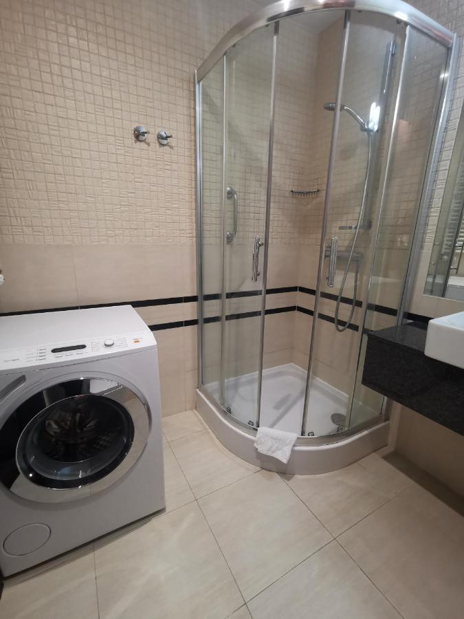 Apartament Prywatny Salon Z Aneksem Kuchennym I Sypialnia W Hotelu Diva Kolobrzeg Luaran gambar