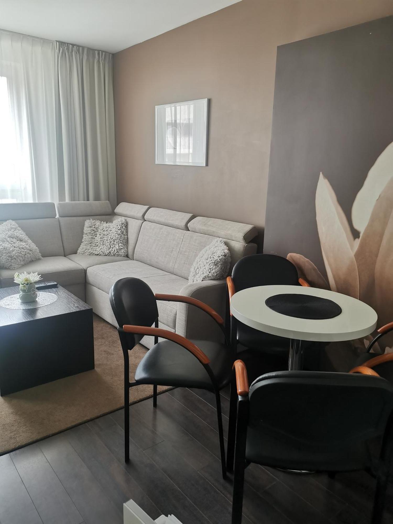 Apartament Prywatny Salon Z Aneksem Kuchennym I Sypialnia W Hotelu Diva Kolobrzeg Luaran gambar